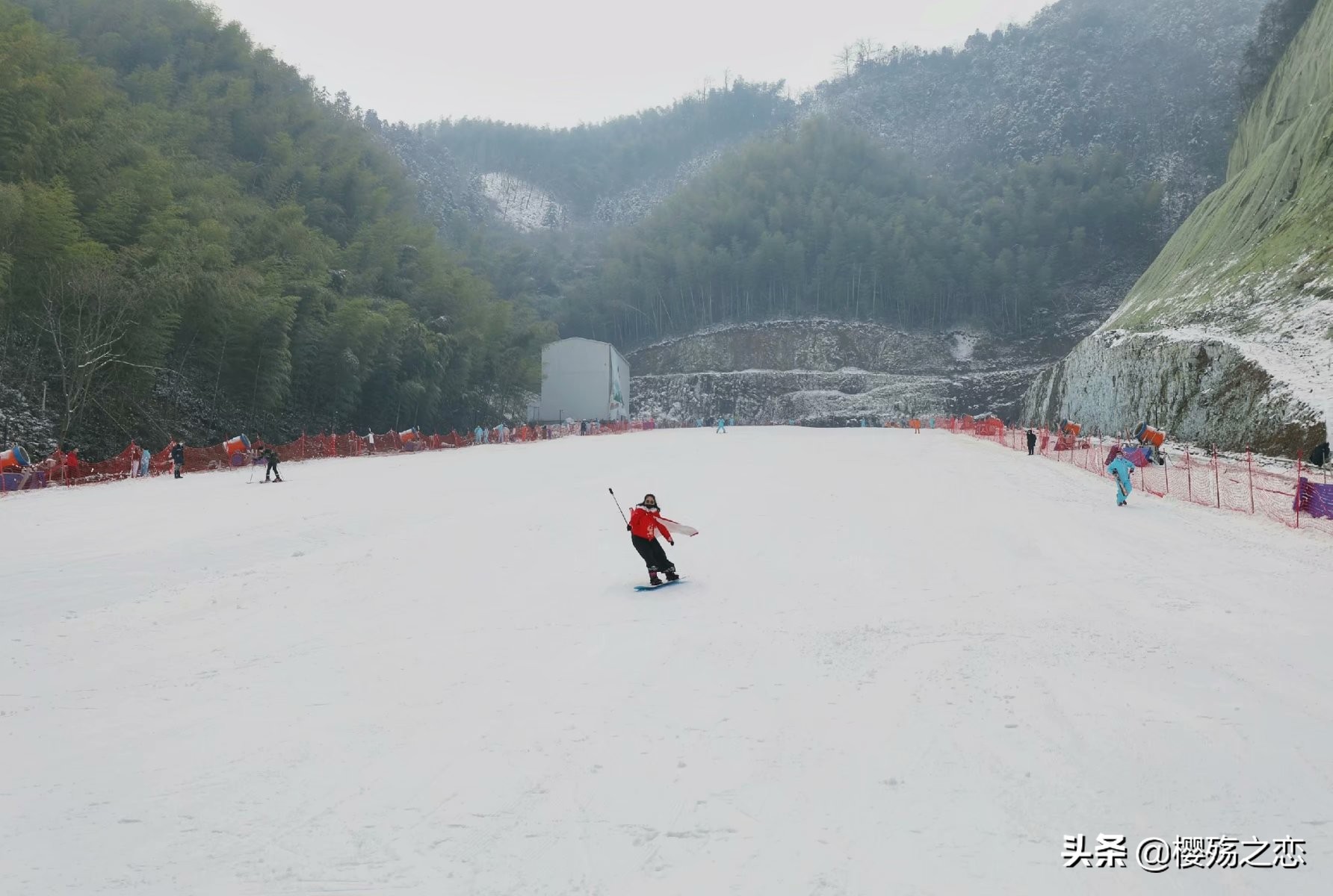 杭州最大的室外滑雪场，打造沉浸式体验，不用去北方就能圆滑雪梦