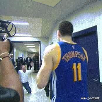 2016NBA西决g6(勇士面临淘汰6胜1负！G6汤神三战命中27个三分，总决G6金州有戏？)