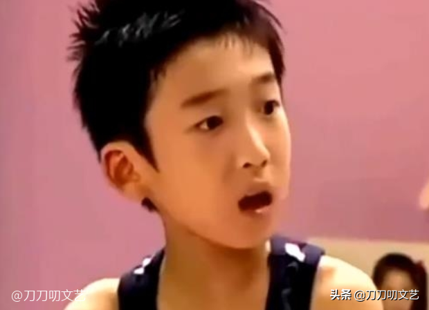 《家有儿女》12位小演员，有人没戏拍、有人红得发紫，对比太唏嘘