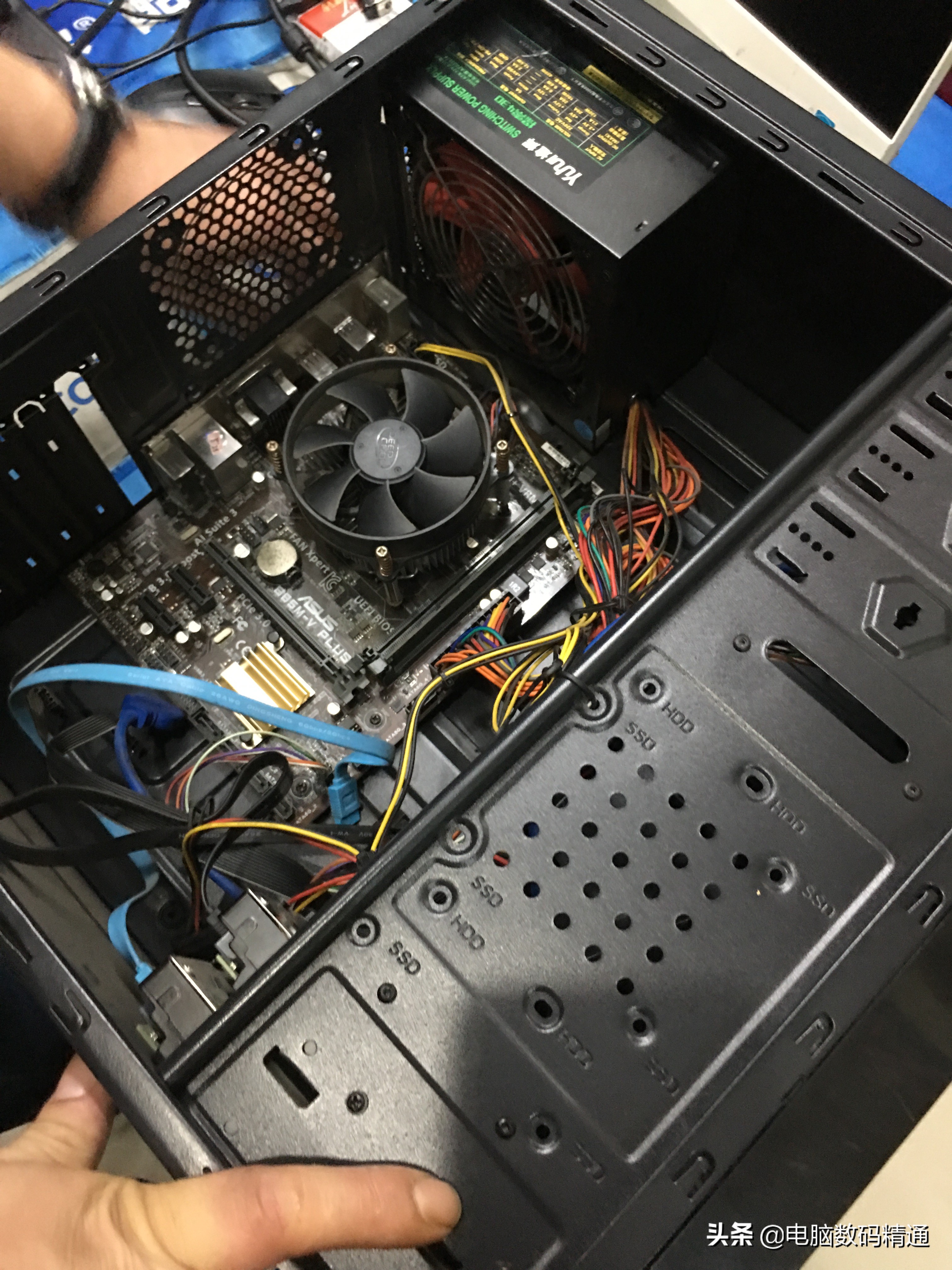 客户要给电脑装256g内存条,另外还要装i10系统,真醉了