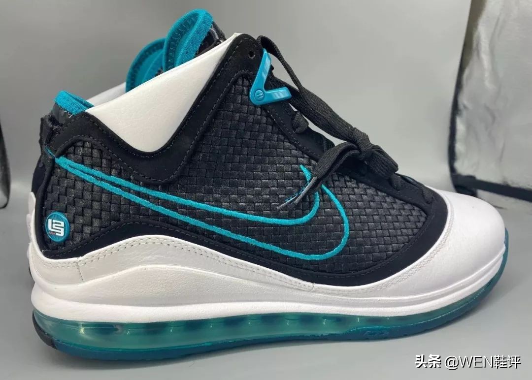 nba老版球鞋有哪些（红毯OR全明星？复刻版与元年版的LeBron7你更喜欢哪一个？）-华海博客