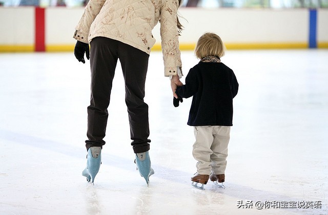 Teach Your Baby 10 Basic Ice Skating Skills in English: A Parents Guide to Winter Sports Fun