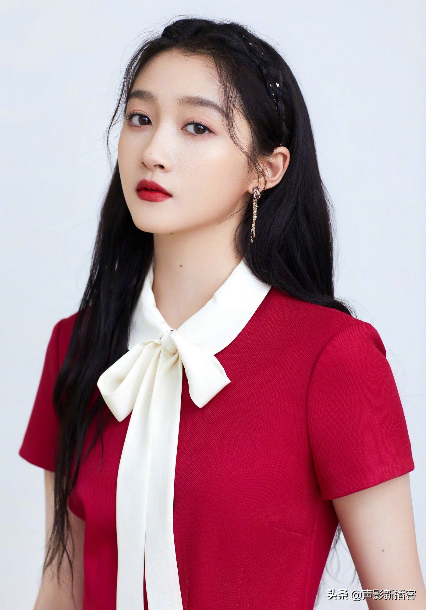 又到一年高考，明星给考生送祝福，有人是学霸，有人才考200多分