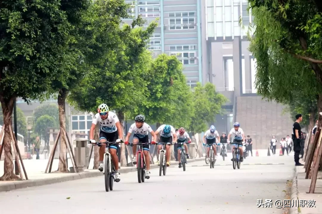 成都工贸职业技术学院2019年征集志愿，四川150分上考生即可填报