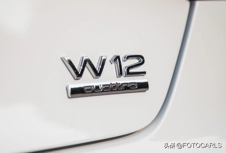 奥迪A8L 6.3L W12实拍，售价271.5万，能震住它的只有迈巴赫