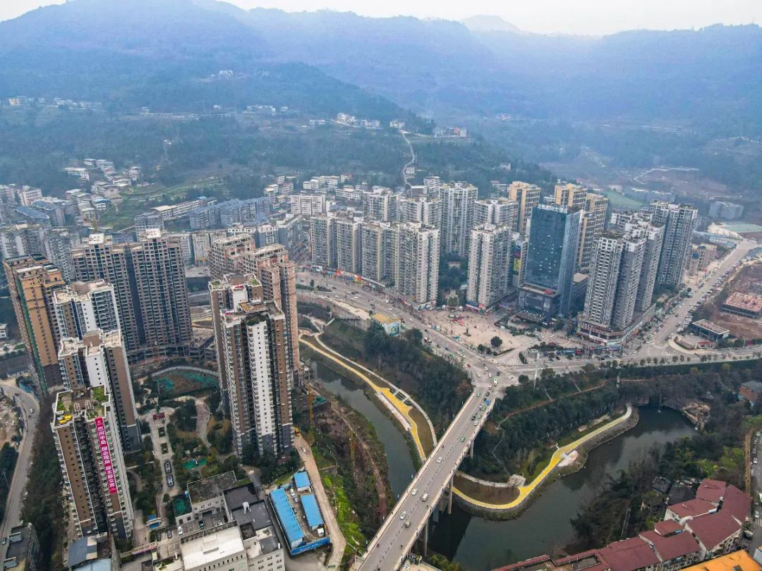 你好，我叫平昌，这是我的最新简历