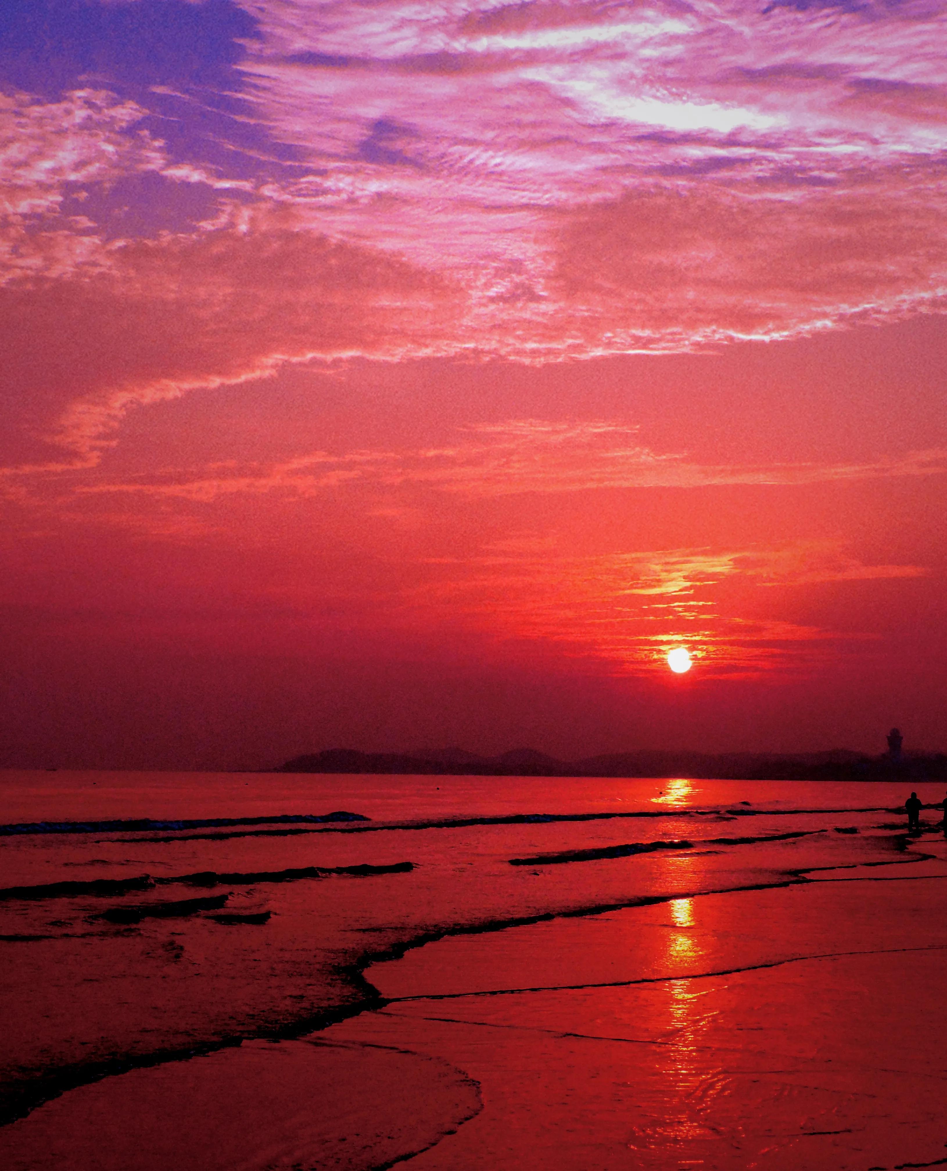 描寫夕陽餘暉的優美句子(落日餘暉的唯美句子) _力貝號