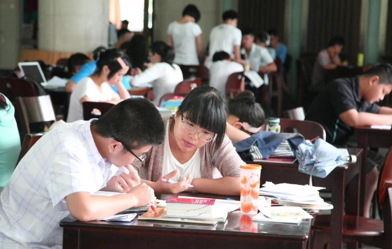 高考成绩200多分，还有必要上大学吗？看看过来人的经验之谈