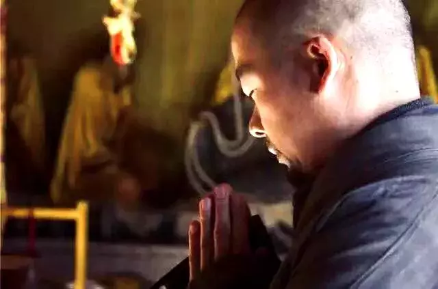 行者鬼脚七：从“阿里九年陈”到“学佛的小说家”