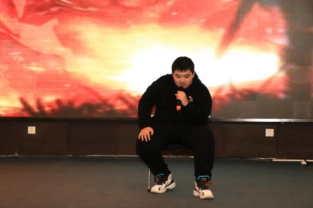 知云时代 | 厦门工学院职业教育学院IT服务专业授机仪式