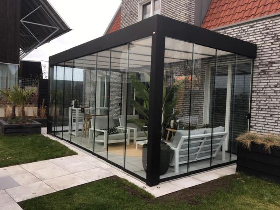 阳光房合集:玻璃房解决了业主对花园庭院担心的问题,好看又实用