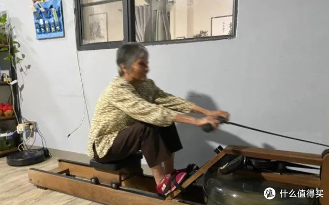 四大有氧器械哪個減肥最好？是劃船機！Mok劃船機真人評測