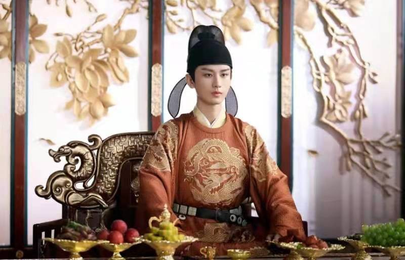 10位新生代“古装男神”：肖战龚俊上榜，谁是你的心头爱？