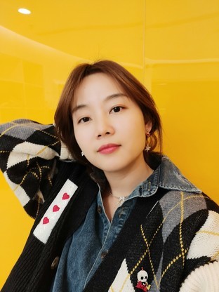 乒乓球拍最好几星（谁说三星A90只是5G手机 人家拍美女也是毫无压力）
