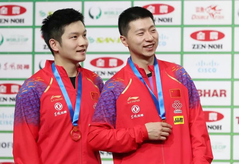 乒乓球世界杯决男团决赛结果（男团3比1韩国！秦志戬点评，各个角色都收获颇丰）