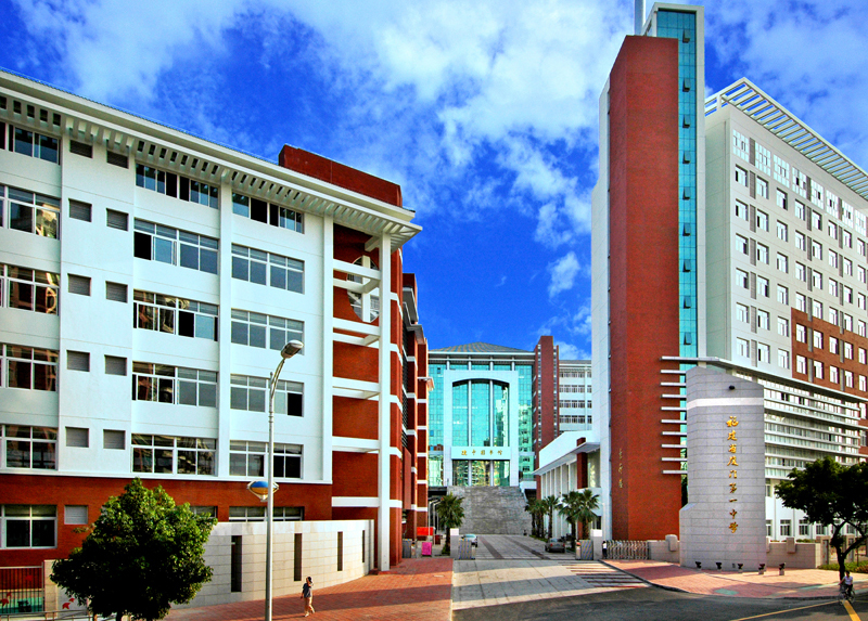 厦门五所好高中，双十中学、厦门一中包揽文理状元，考上皆学霸