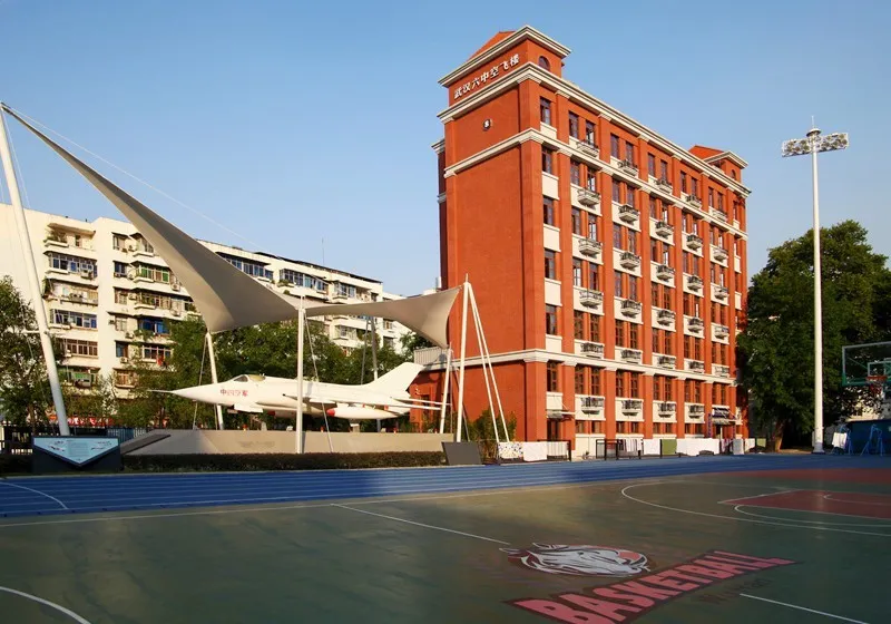 600分率40.58%！全班可上985！这所名高牛在哪？