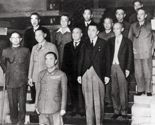 冈村宁次(冈村宁次在回忆录中写道：日本求和的最佳时机，并非1945年)