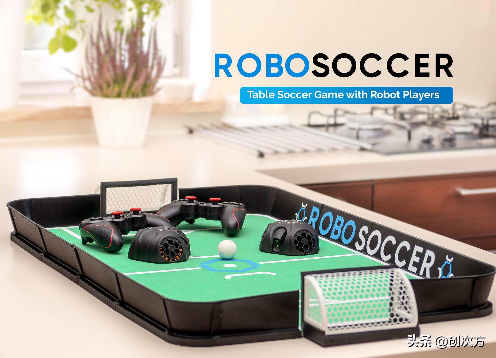 踢足球的桌游叫什么(RoboSoccer：机器玩家上场的足球桌游)