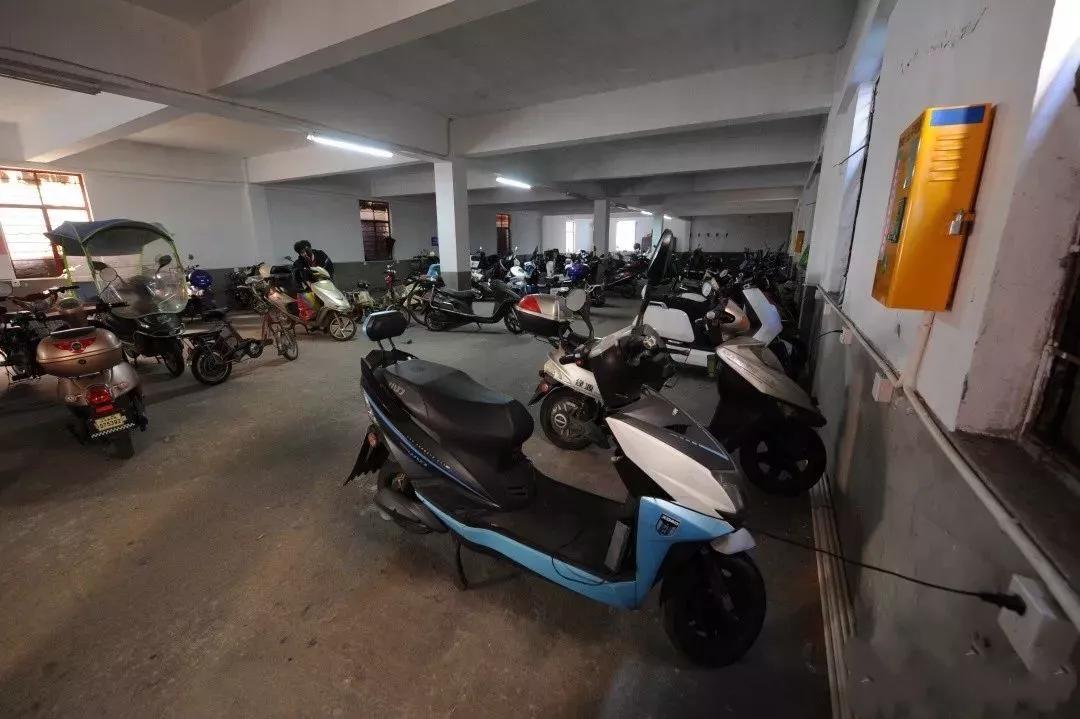 天氣冷了，電動(dòng)車(chē)?yán)m(xù)航下降40%，試試5個(gè)方法恢復(fù)，讓續(xù)航跑更遠(yuǎn)
