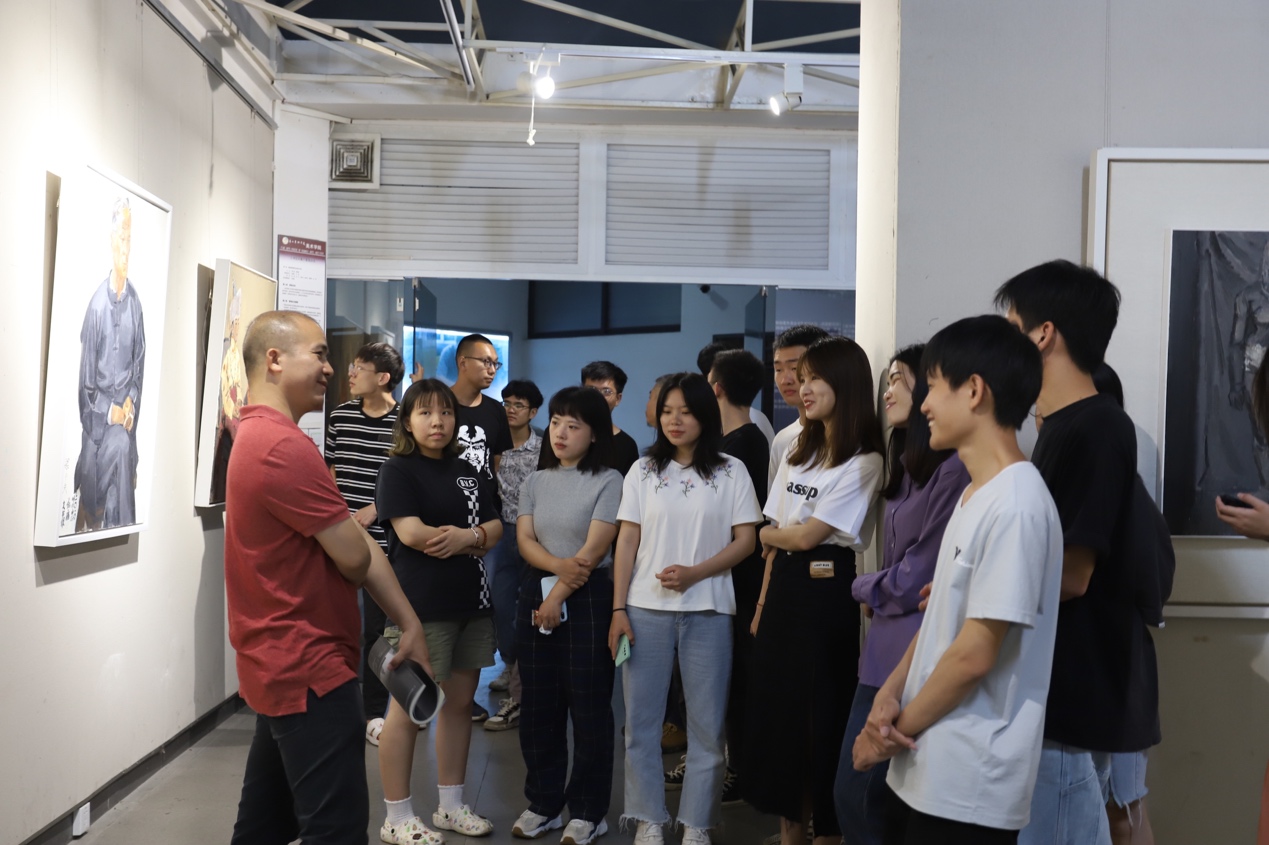 广西艺术学院对文化要求不高，2021年艺术类录取分数线分析