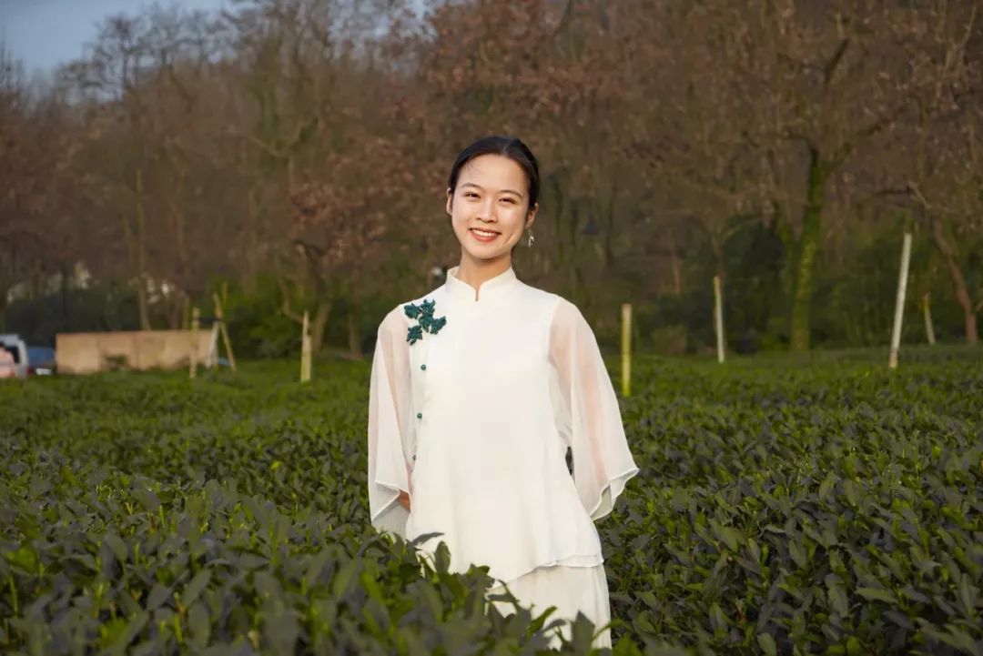 茶艺形象大使！自由舞蹈冠军！浙大茶学女神让“美”落于实处！