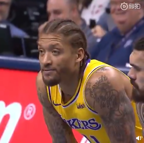 为什么nba球员不能穿长袖（断电！比斯利穿着训练裤就要上场比赛，差点吃到技术犯规！）