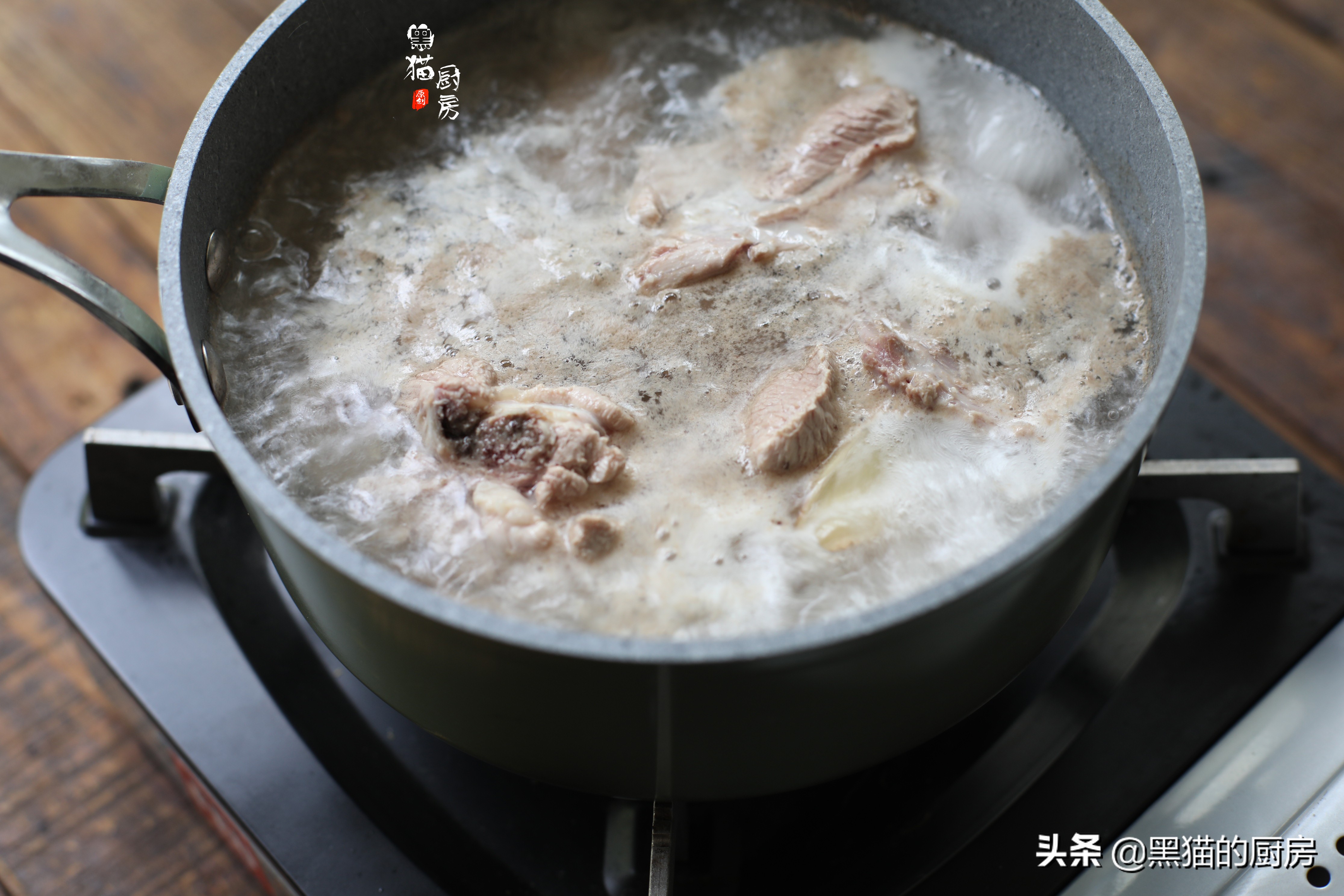 天气炎热，广东妈妈常买这瓜来煲汤，1块钱一斤，清热解暑有讲究