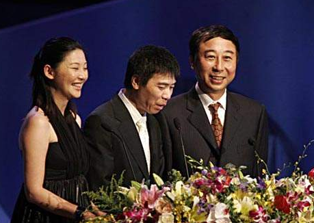 1992年，冯小刚让冯巩演《大撒把》，为何男主转头就换成了葛优？