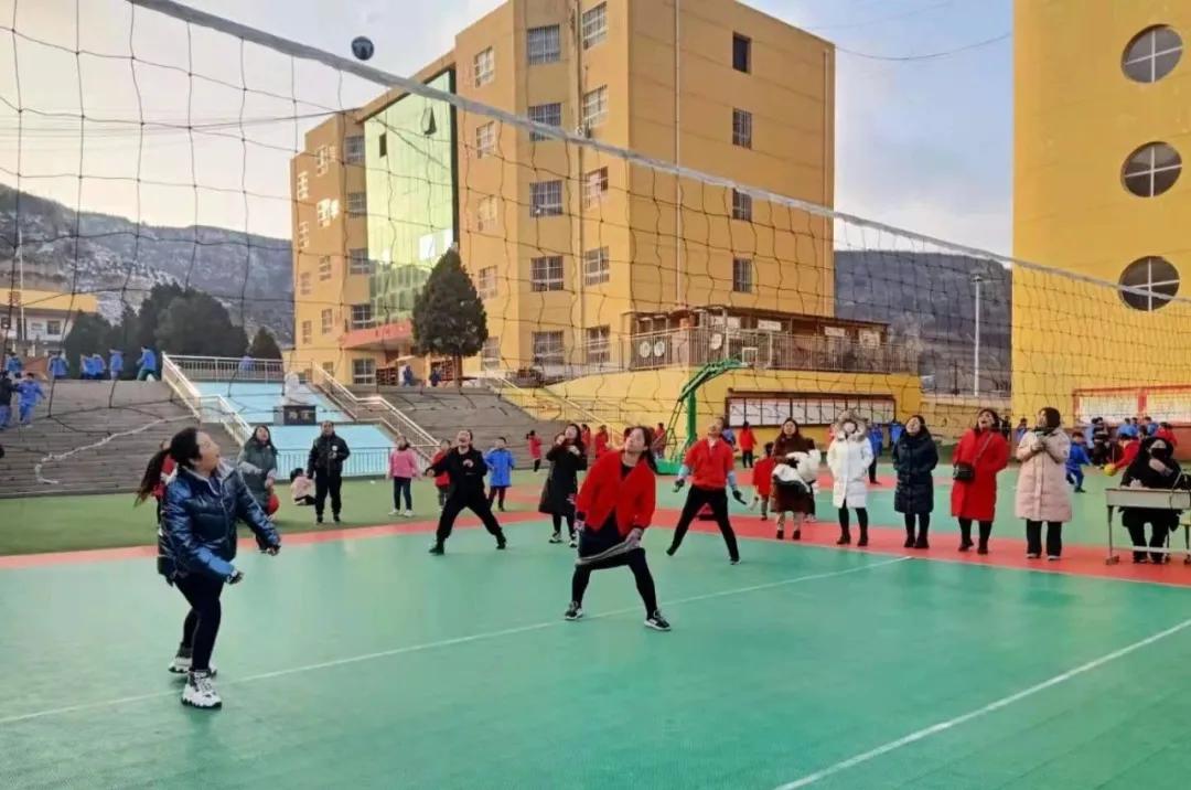 树魂立根 务实前行 延川县城关小学2020——2021学年度第一学期工作总结