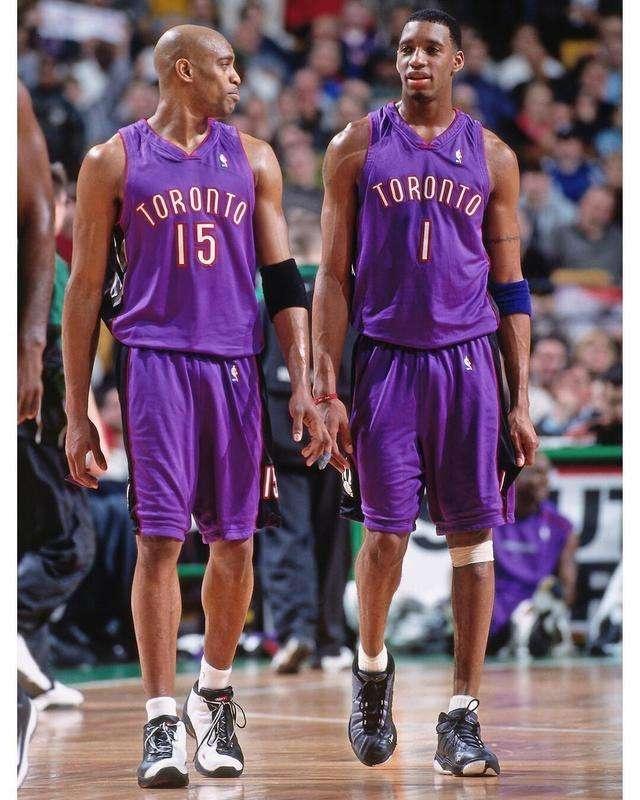 為什么nba還有加拿大（猛龍隊主場在多倫多，為什么NBA會出現一支加拿大球隊？）