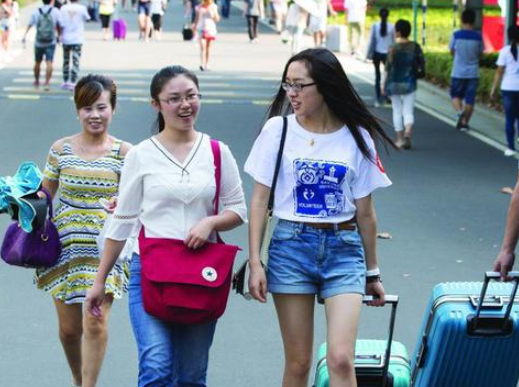 大学没加入学生会（大学要开学了）