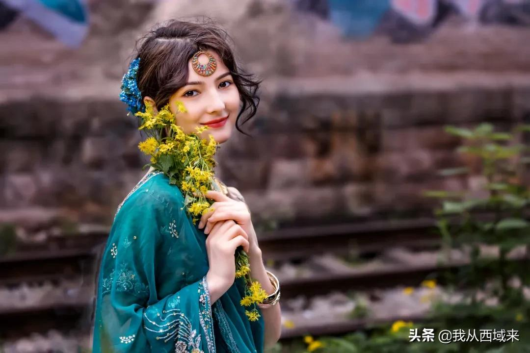 我的维吾尔族姑娘，你还好吗？