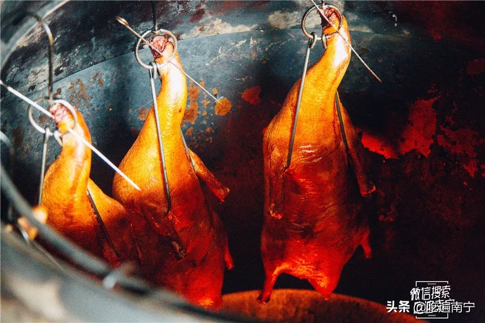 南宁这6家排断腿的烧卤店，去晚就连烧鸭腿都没