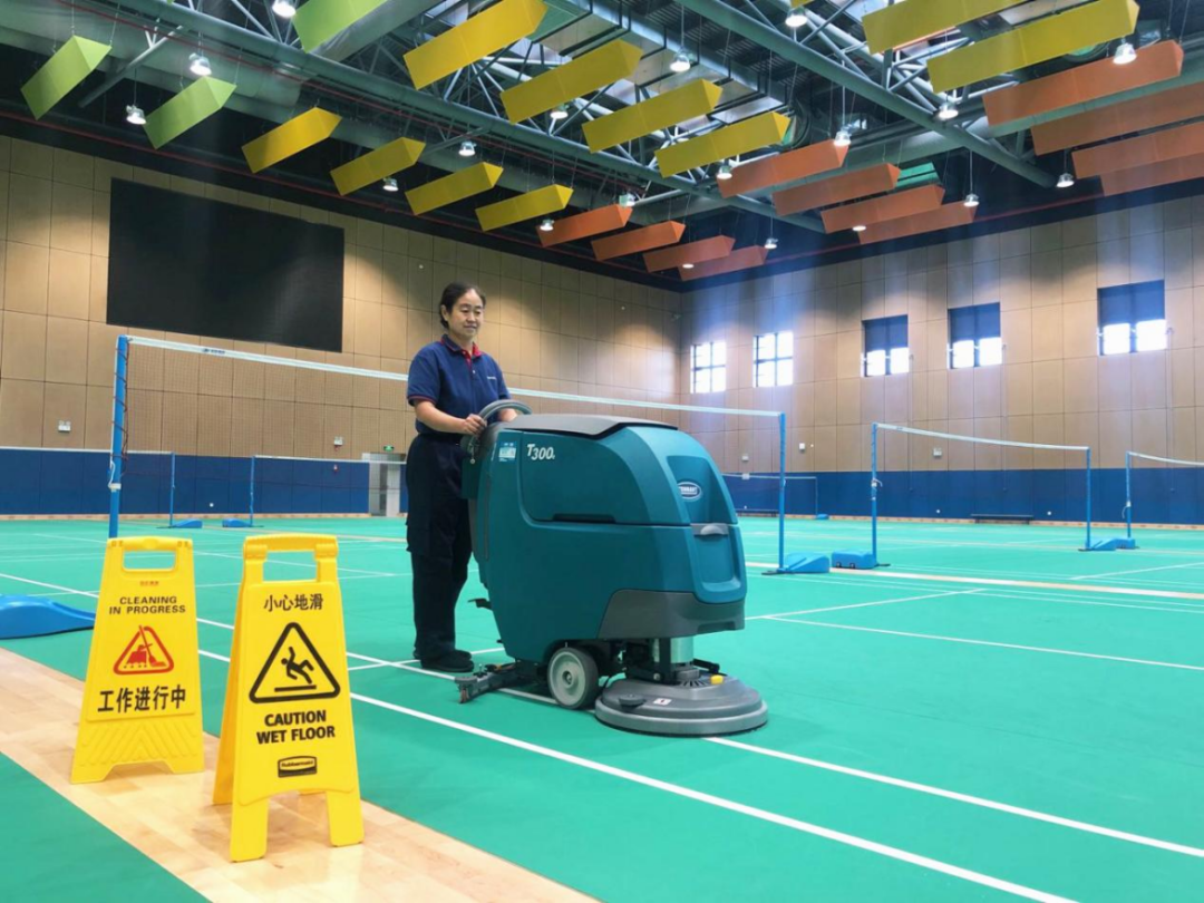 夏日运动好去处+1！江湾校区综合体育馆等你来！