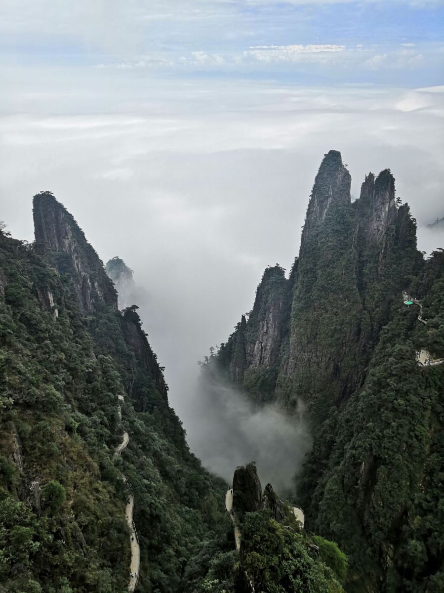 境內岩溶發育充分,【景點04】莽山蘇仙嶺從山麓到山頂有桃花居,白鹿洞