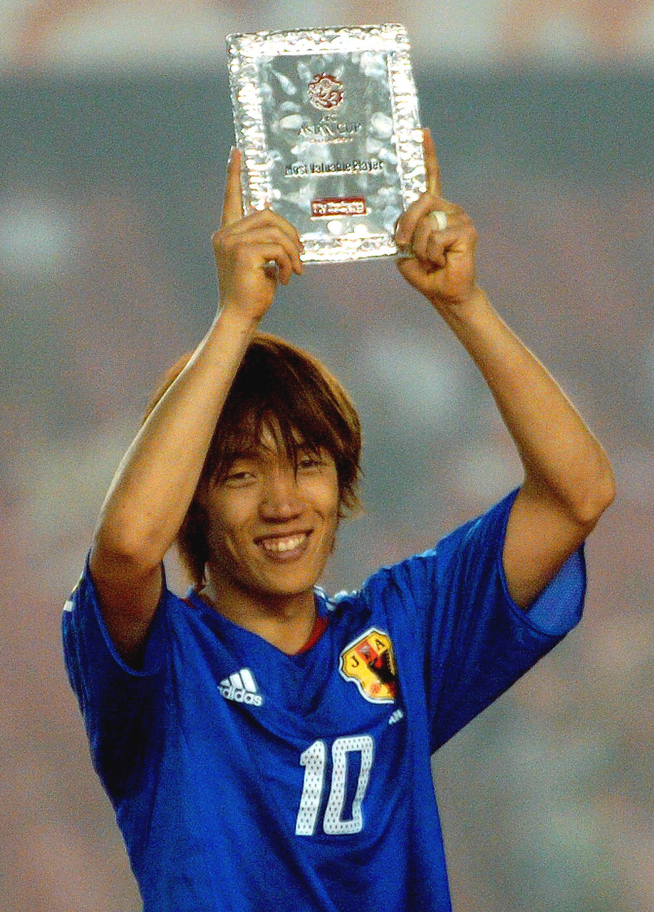 南非世界杯日本队阵容（「足坛掌故」中村俊辅-低调奢华的亚洲“妖刀”）