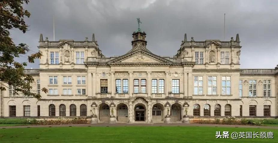 70所英国大学秋季开学安排汇总！多校公布最晚抵校时间