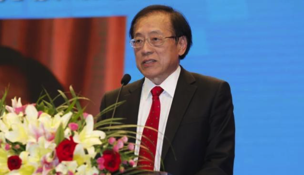 首届清华智班30人名单公布：第一批AI本科生，状元金牌云集