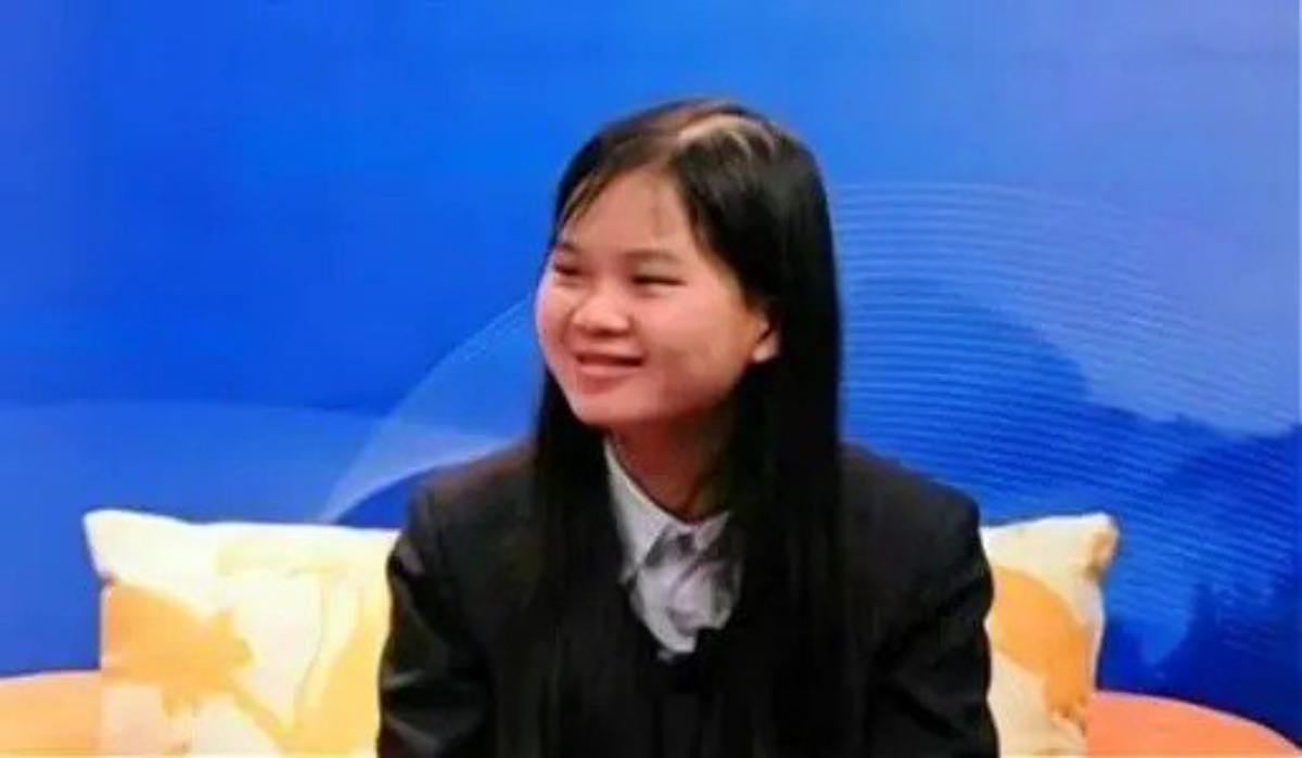 曹晓洁：高考仅385分无奈读大专，却被三家跨国公司争抢，为何？