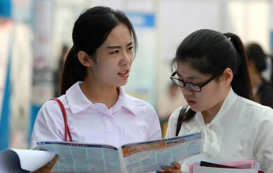 成人高考录取通知书查询（填报志愿后别傻等通知了）