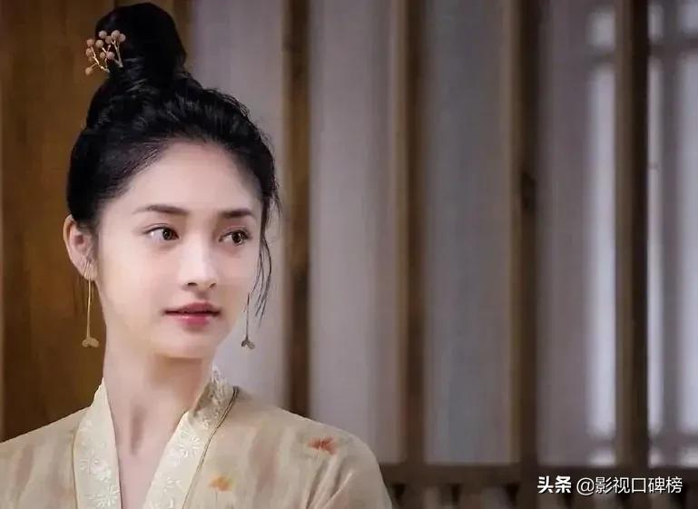 如坐针毡,如芒刺背,如鲠在喉?《世界微尘里》吴宣仪遭群嘲