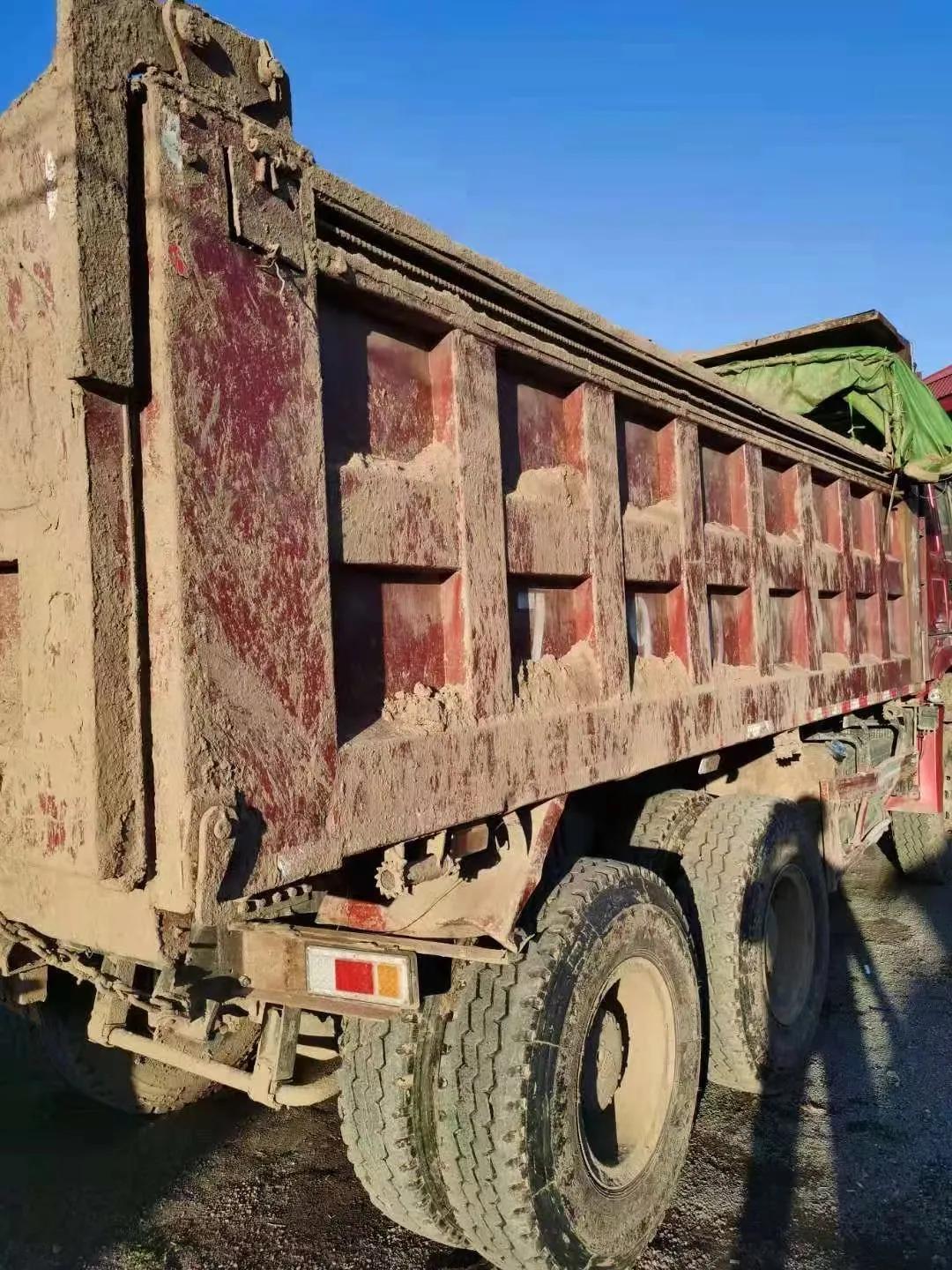 自卸車(chē)前四后八 后八輪