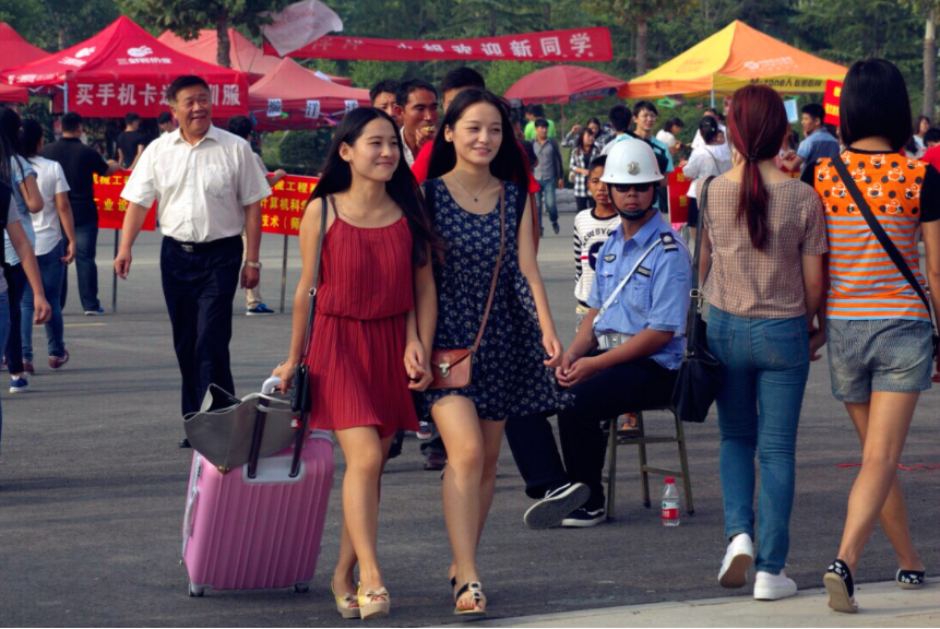 大一新生报到是否要带被子，过来人的提议很中肯，提前了解不吃亏