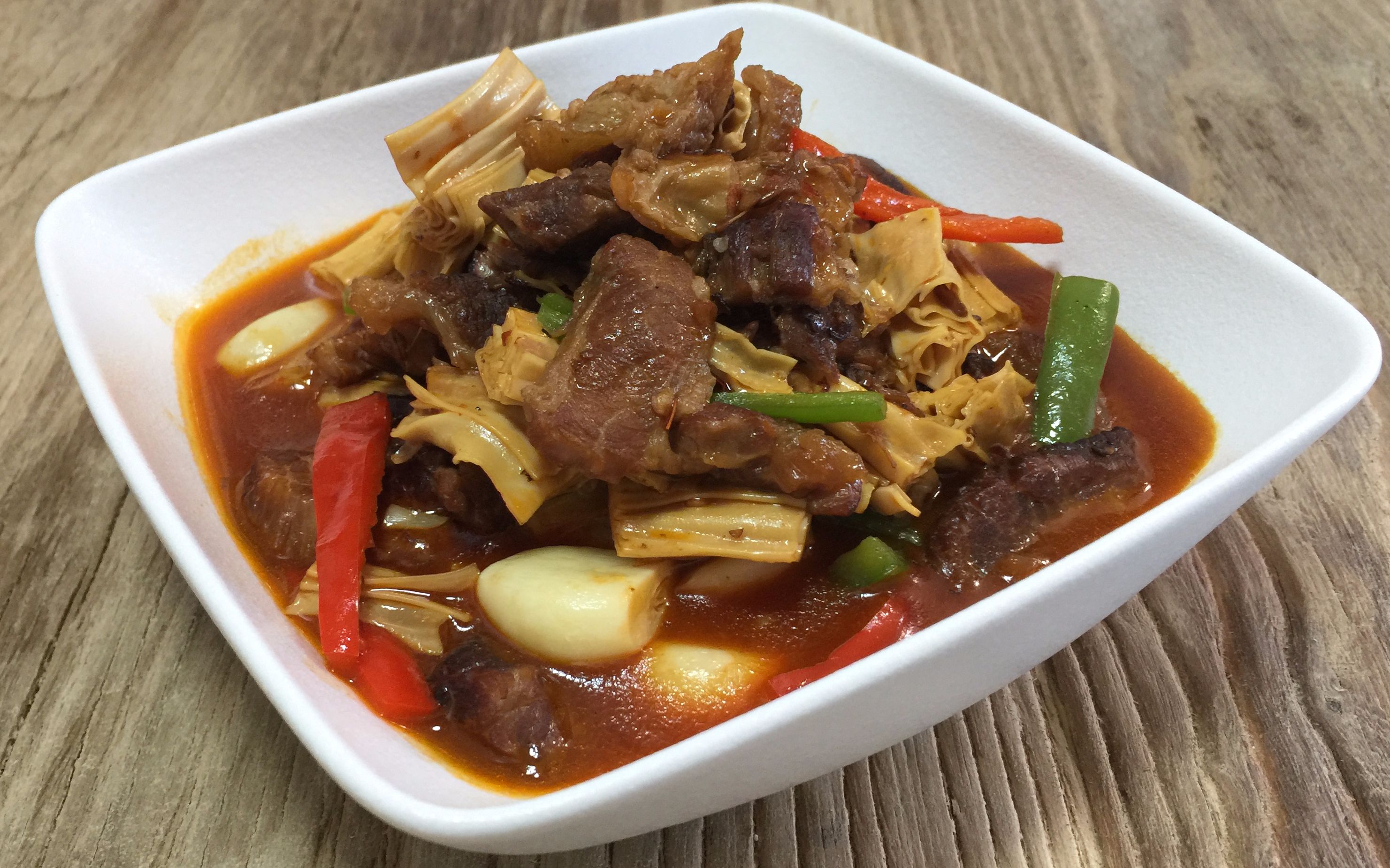 【腐竹炒腊牛肉】做法步骤图 营养好吃超美味 孩子-起舞食谱网