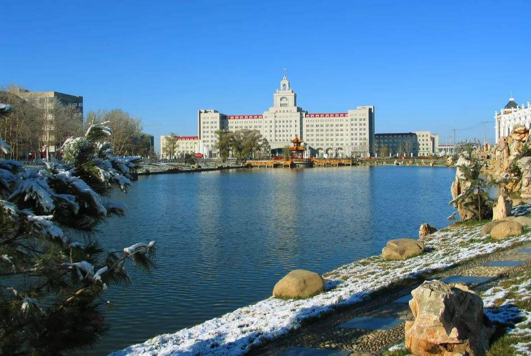 在“商”言“伤”，哈尔滨商业大学—原商业部属商学院沉浮