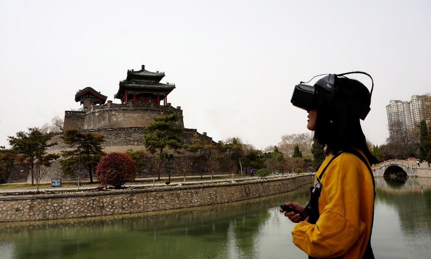 便携IMAX影院，未来的产品，爱奇艺奇遇2S VR眼镜体验
