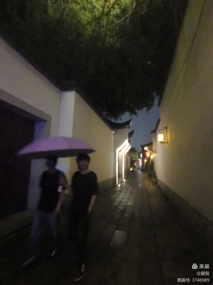 雨夜，漫步三坊七巷