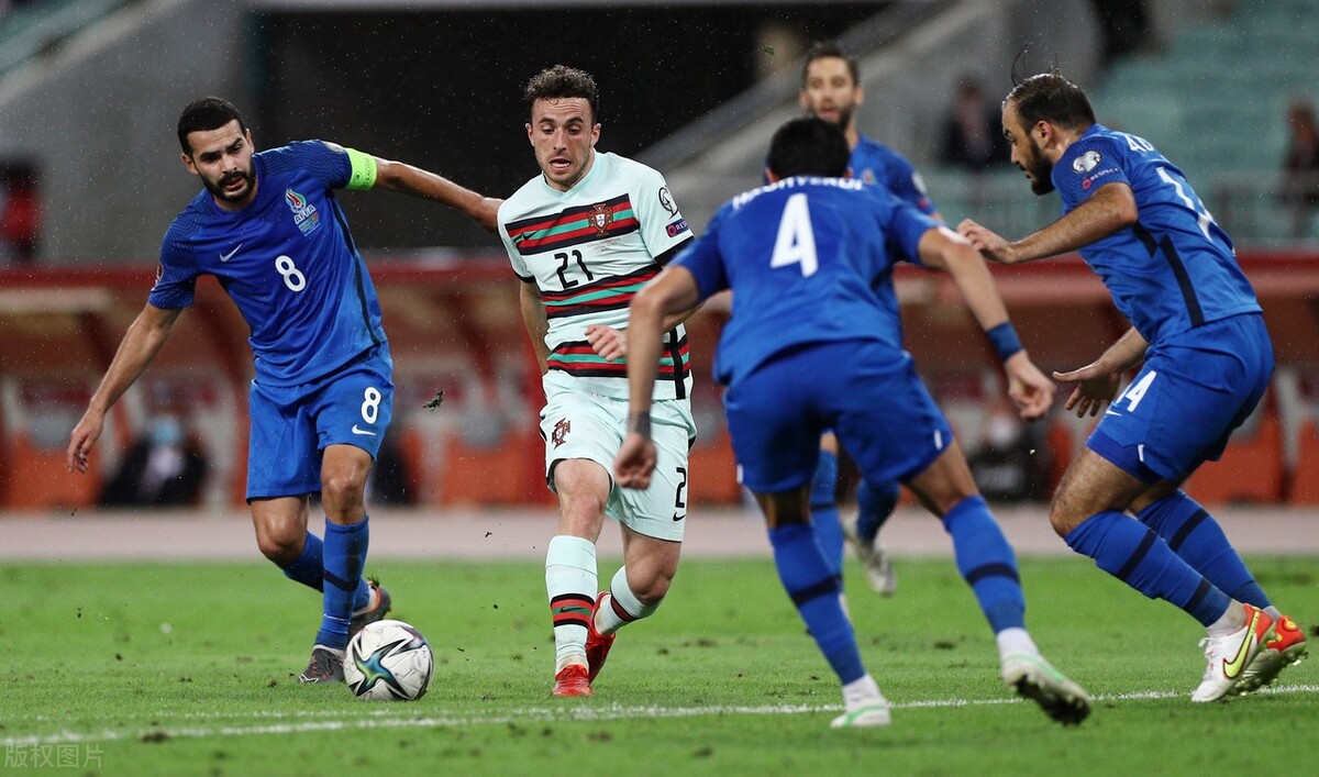 欧洲杯葡萄牙vs荷兰（世预赛-德佩戴帽荷兰6-1复仇土耳其 格列兹曼双响法国2-0 葡萄牙3-0）