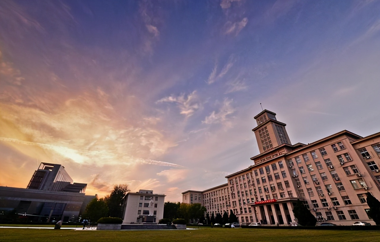 985高校档次划分，哈工大跌落第4档，上交大、浙大居第2档